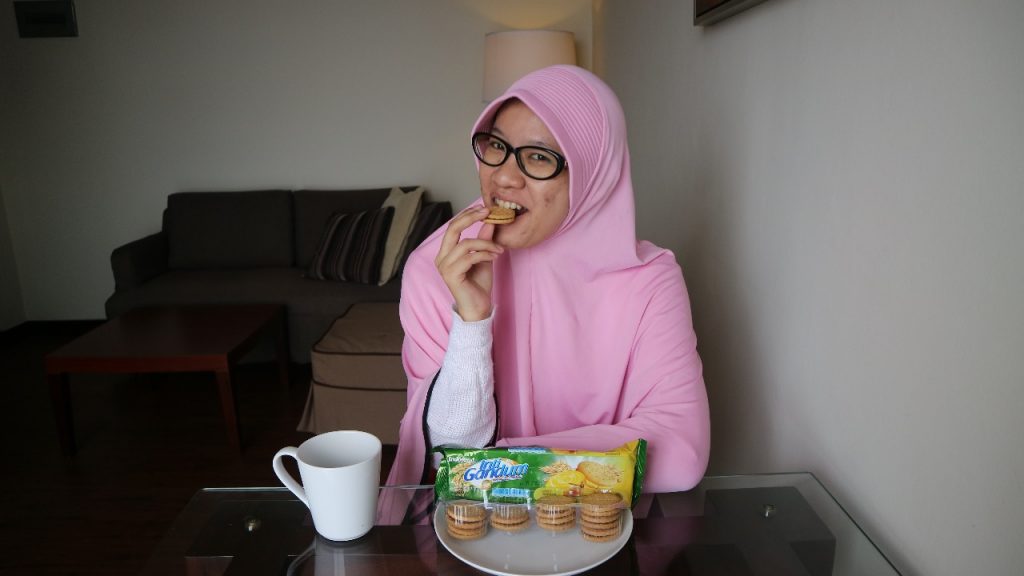 cemilan sehat inti gandum indofood