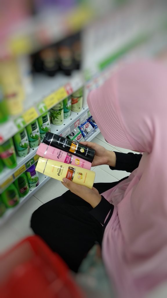 Emeron Complete Hair Care Perawatan Rambut Alami