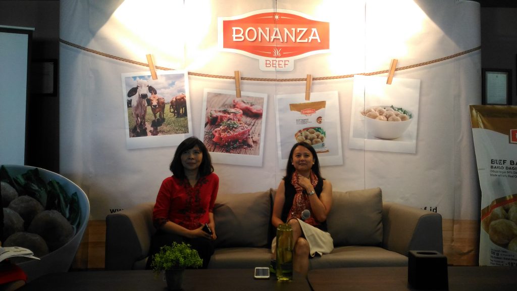 menyiapkan menu puasa dengan bonanza beef bakso