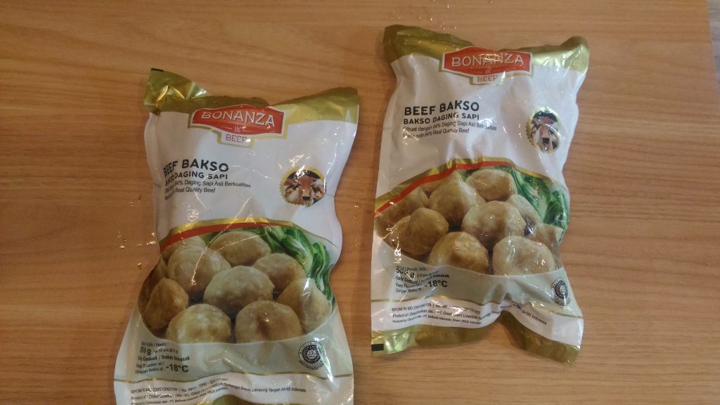 menyiapkan menu puasa dengan bonanza beef bakso