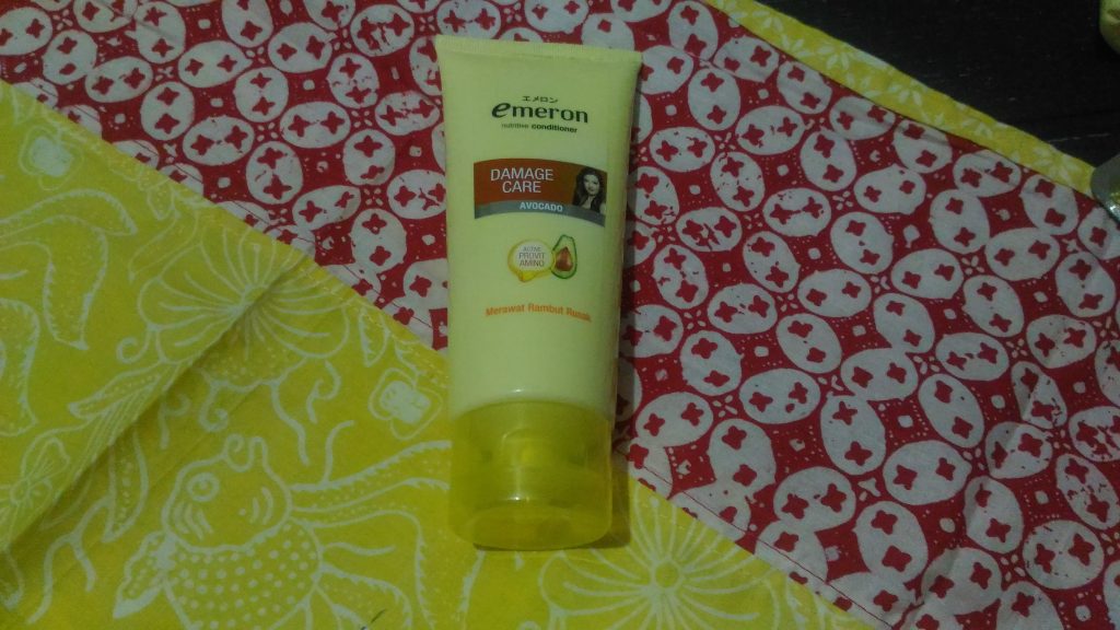Emeron Complete Hair Care Perawatan Rambut Alami