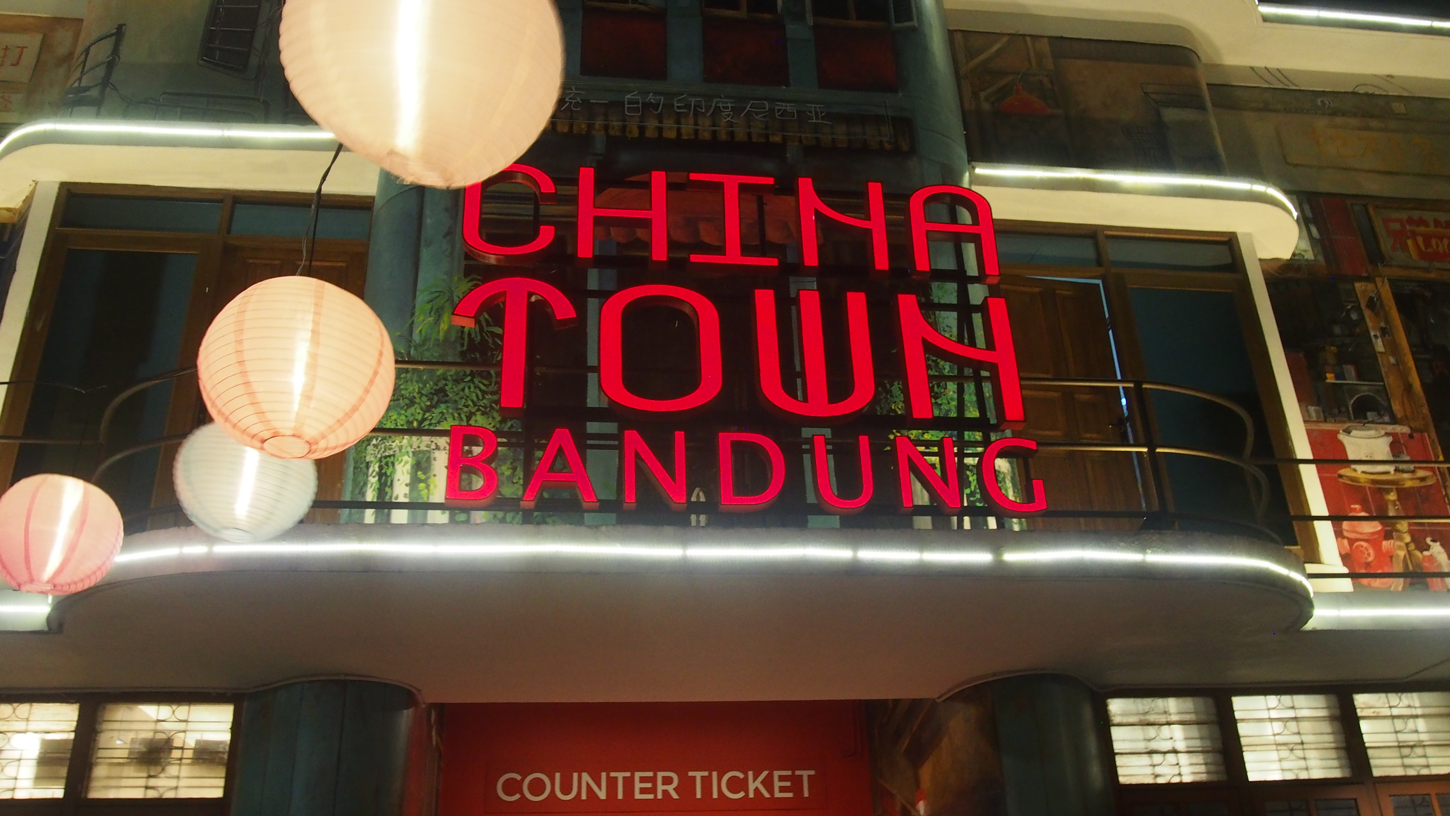 Chinatown Bandung, Wisata Instagramable Foto dan Makan di