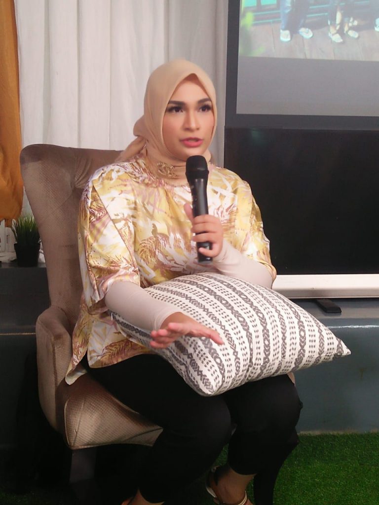 Woman Talk dengan  How To Start Your Busniness with Futri Zulya