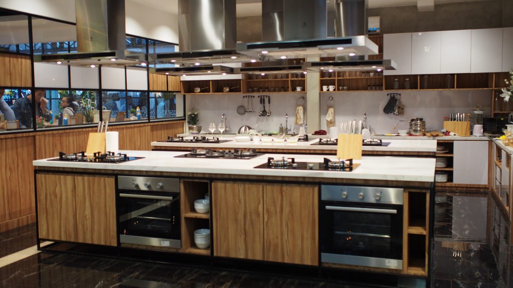 dapur unik electrolux taste and care center