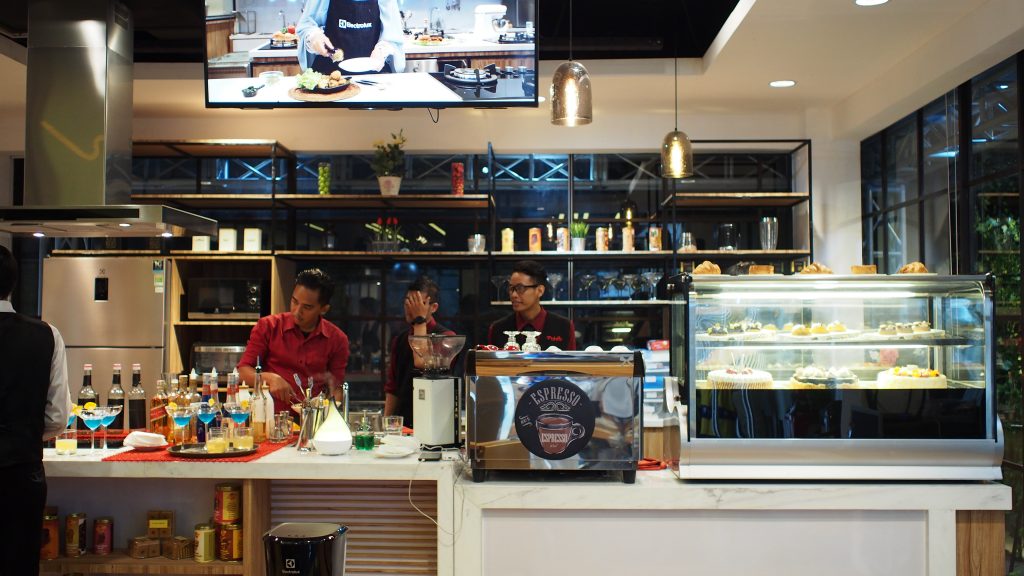 dapur unik electrolux taste and care center