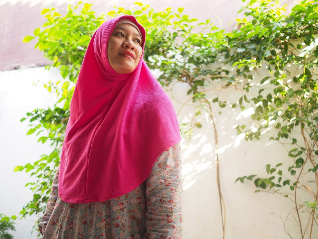 jilbab instan untuk pipi tembem